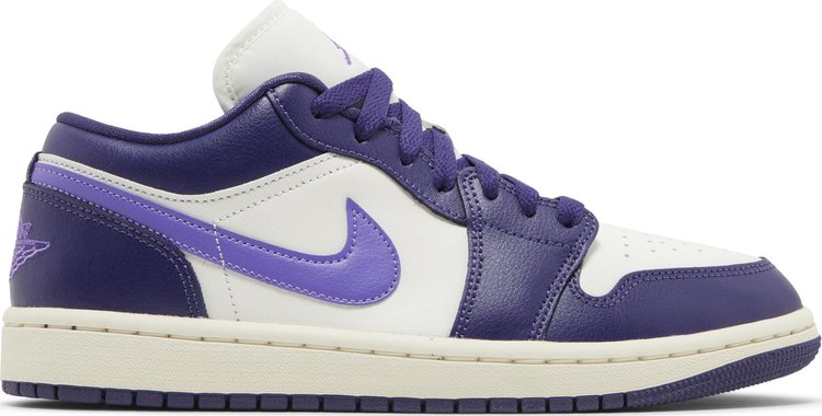 

Кроссовки Wmns Air Jordan 1 Low 'Sky J Purple', фиолетовый