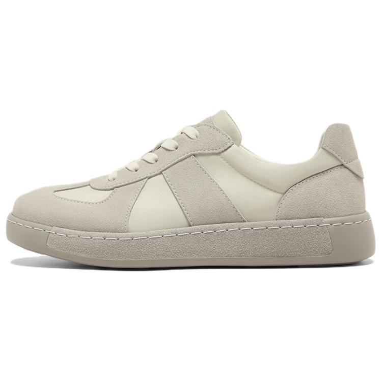 

BATA Дышащие низкие повседневные туфли мужские бежевые, цвет Beige