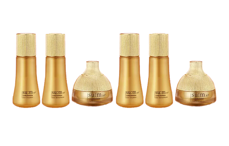 

Набор пробников увлажняющих средств SU M37° Gilded Mists 20мл+20мл+10мл/20мл*2+20мл*2+10мл*2 SU:M37°