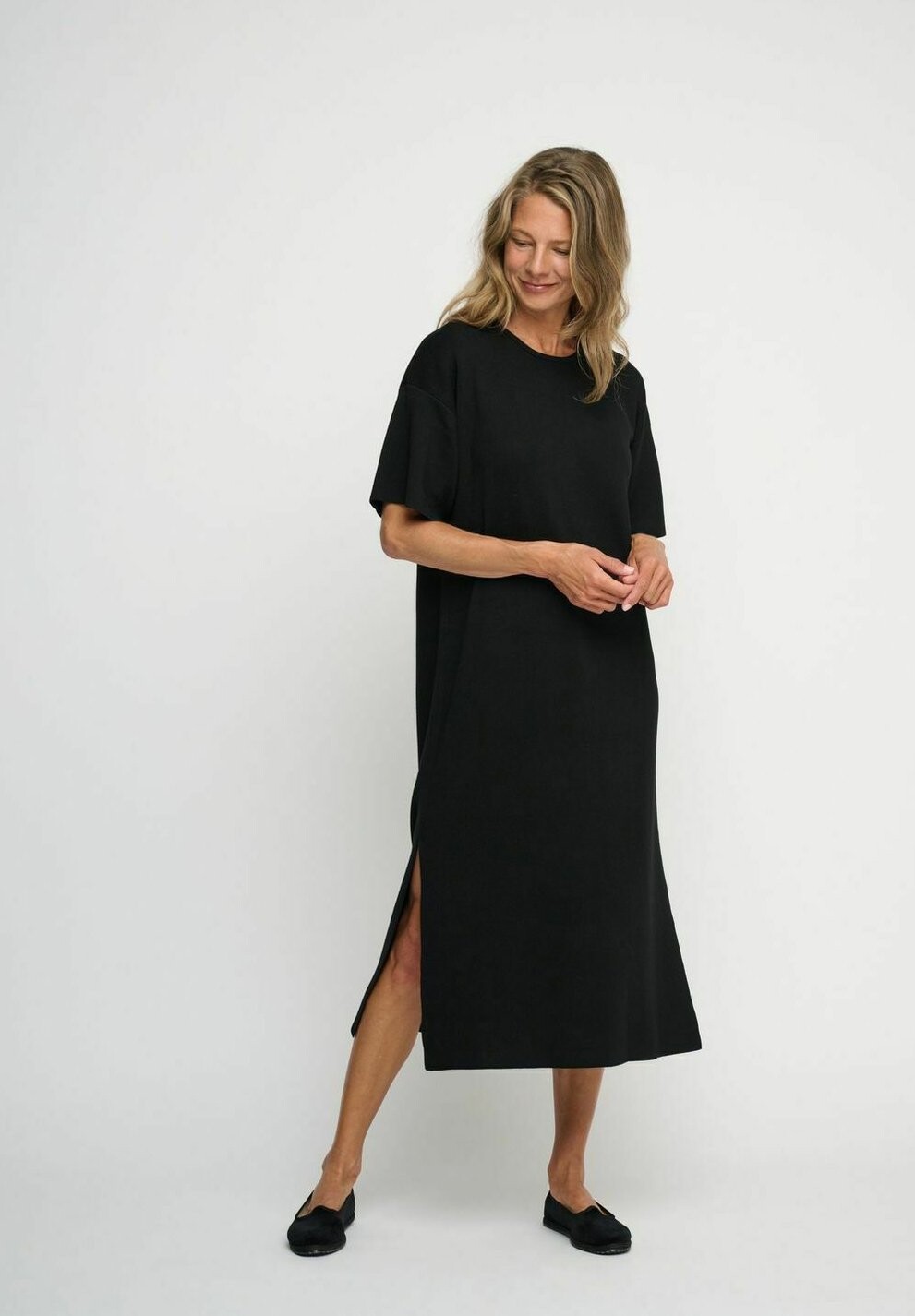 

Трикотажное платье MARIN moshi moshi mind, цвет black