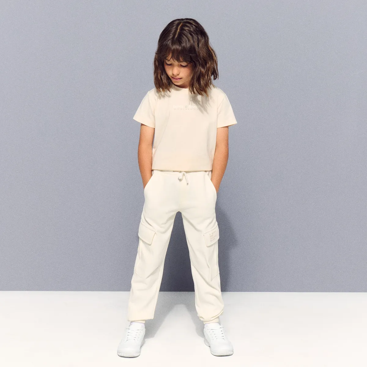 

Длинные спортивные брюки-карго для девочки Boomerang, кремовый