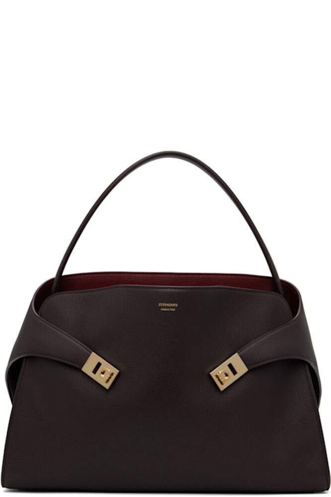 

Мягкая двухцветная сумка через плечо цвета бордо Hug L Ferragamo