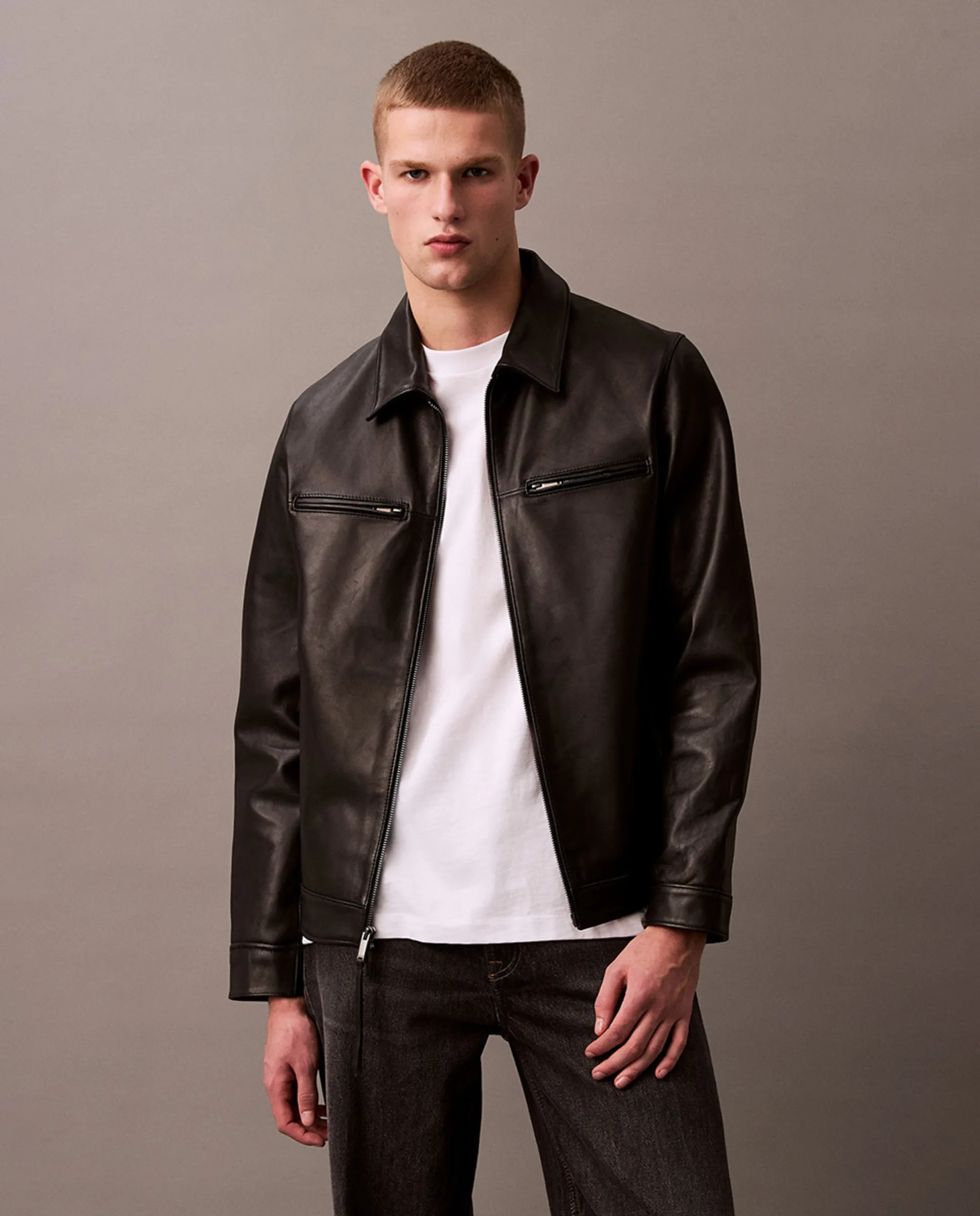 

Кожаная куртка для мужчин Calvin Klein, черный