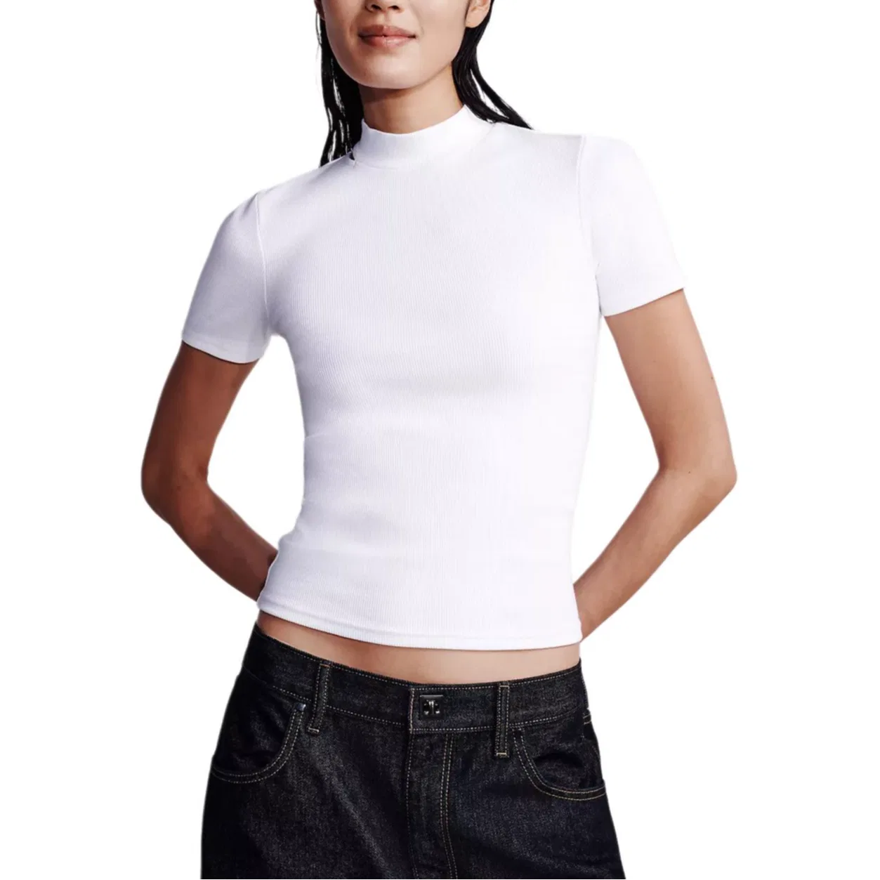 Футболка женская с воротником-стойкой Calvin Klein белая — фото 3
