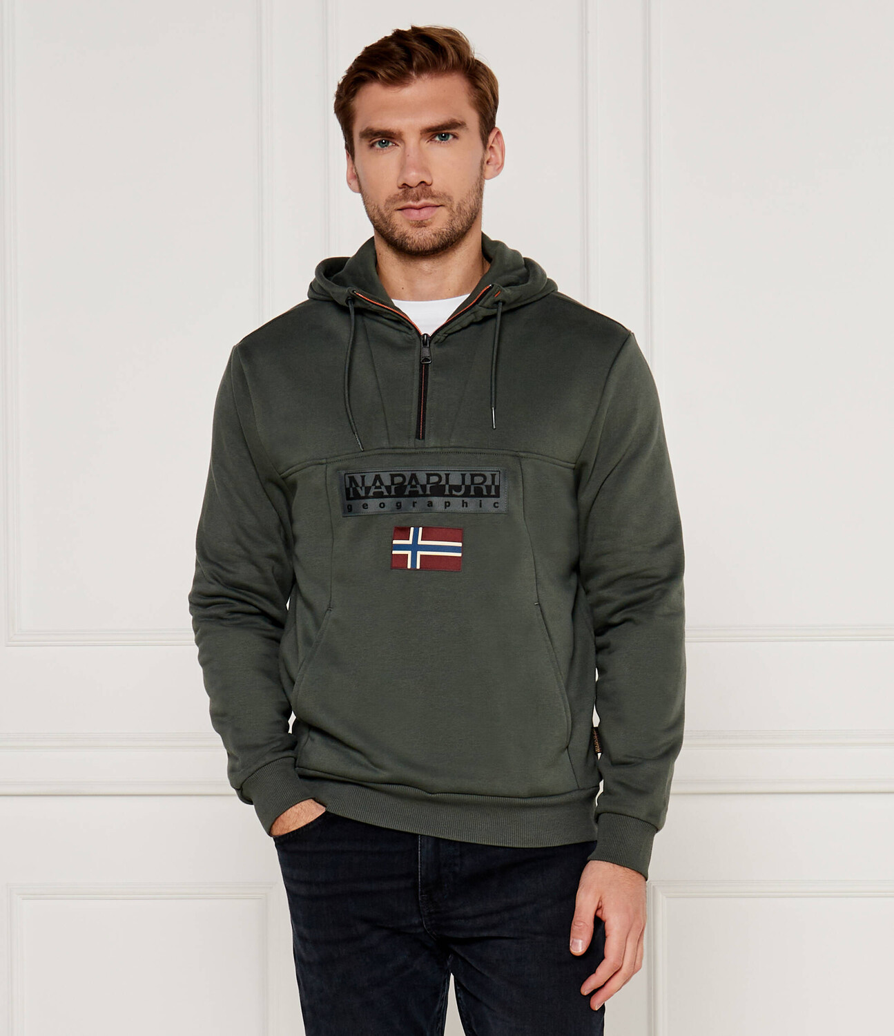 

Толстовка Napapijri Burgee Relaxed fit, оливково-зеленый