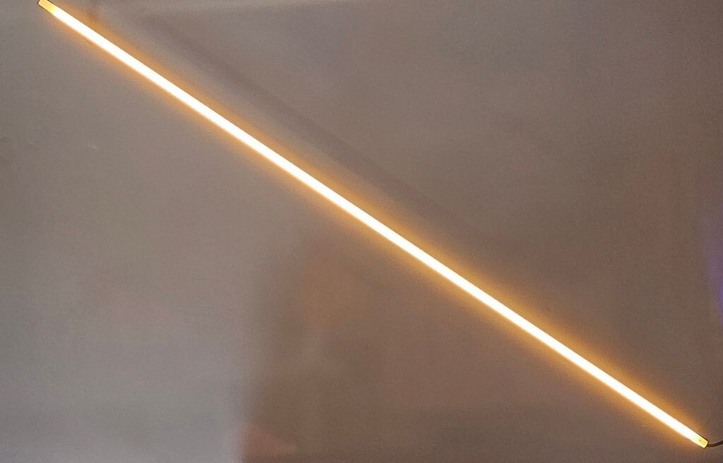 

10039 Дизайнерский светильник Rail-10-Light 500 мм, 5 Вт, светодиоды теплого белого цвета Xenon