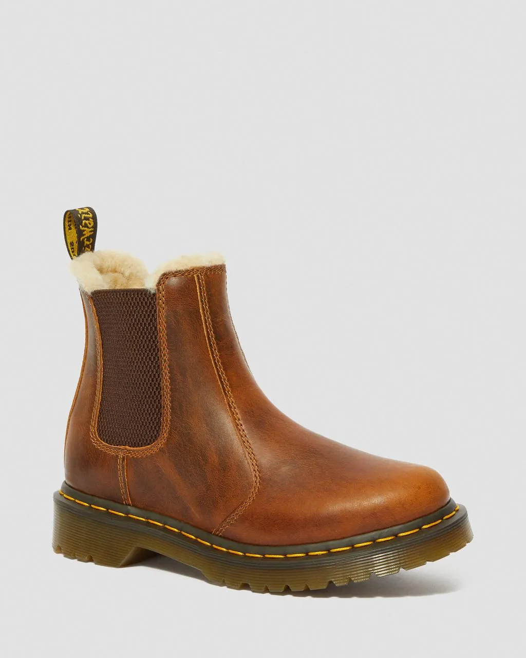 

Dr. Martens 2976 Женские ботинки челси на подкладке из искусственного меха, цвет Butterscotch — Orleans