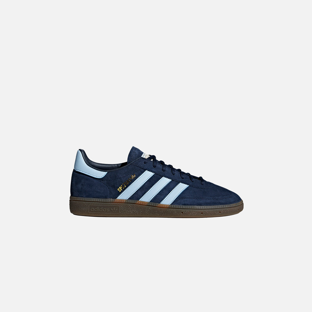 

Кроссовки adidas Handball Spezial, цвет Collegiate Navy/Clear Sky/Gum