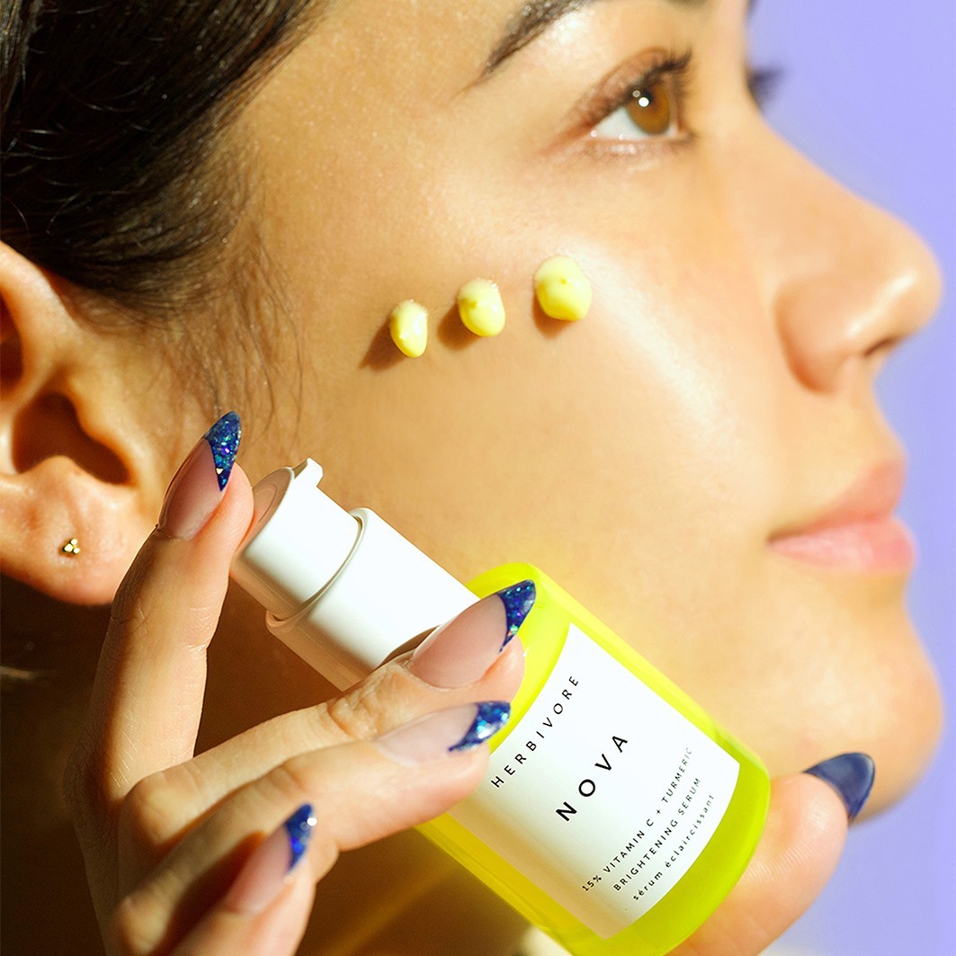 Сыворотка Herbivore — Для лица nova % vitamin c + turmeric brightening serum , объем, 30 мл — фото 4
