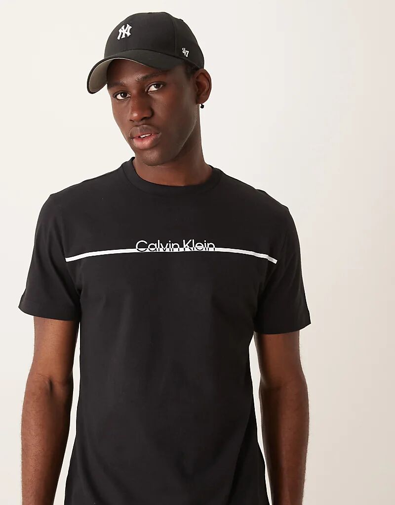 

Футболка с логотипом line черного цвета Calvin Klein