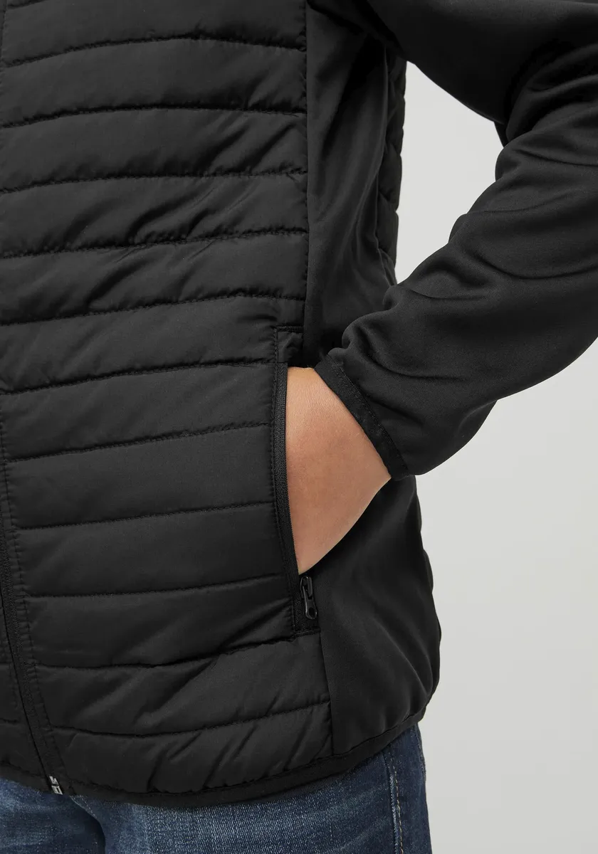 Детская стеганая куртка Jack & Jones "JJEMULTI QUILTED JACKET NOOS JNR", с капюшоном Jack & Jones Junior, черный — фото 3