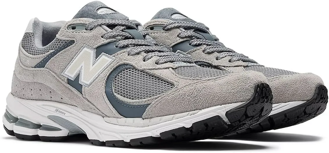 Мужские кроссовки New Balance M2002RCC, серый — фото 4