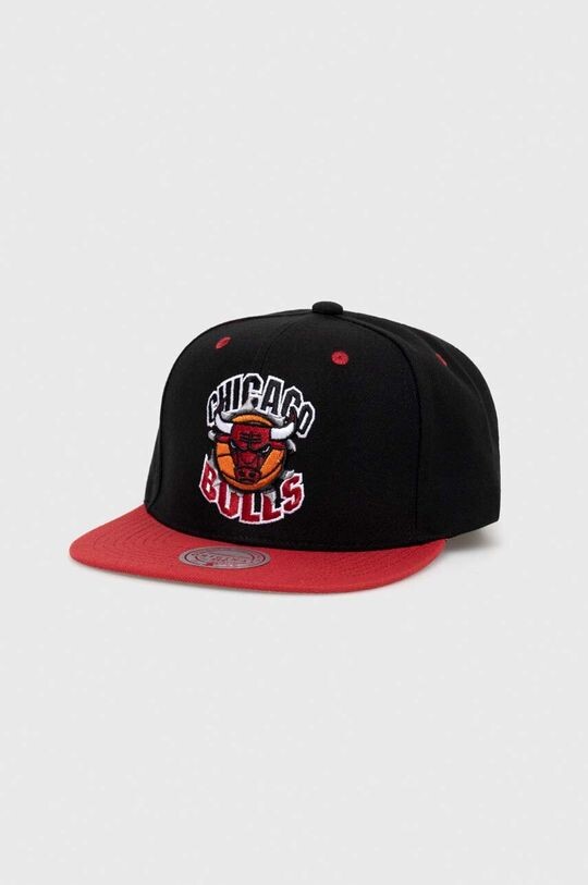 

Бейсбольная кепка CHICAGO BULLS Mitchell&Ness, черный