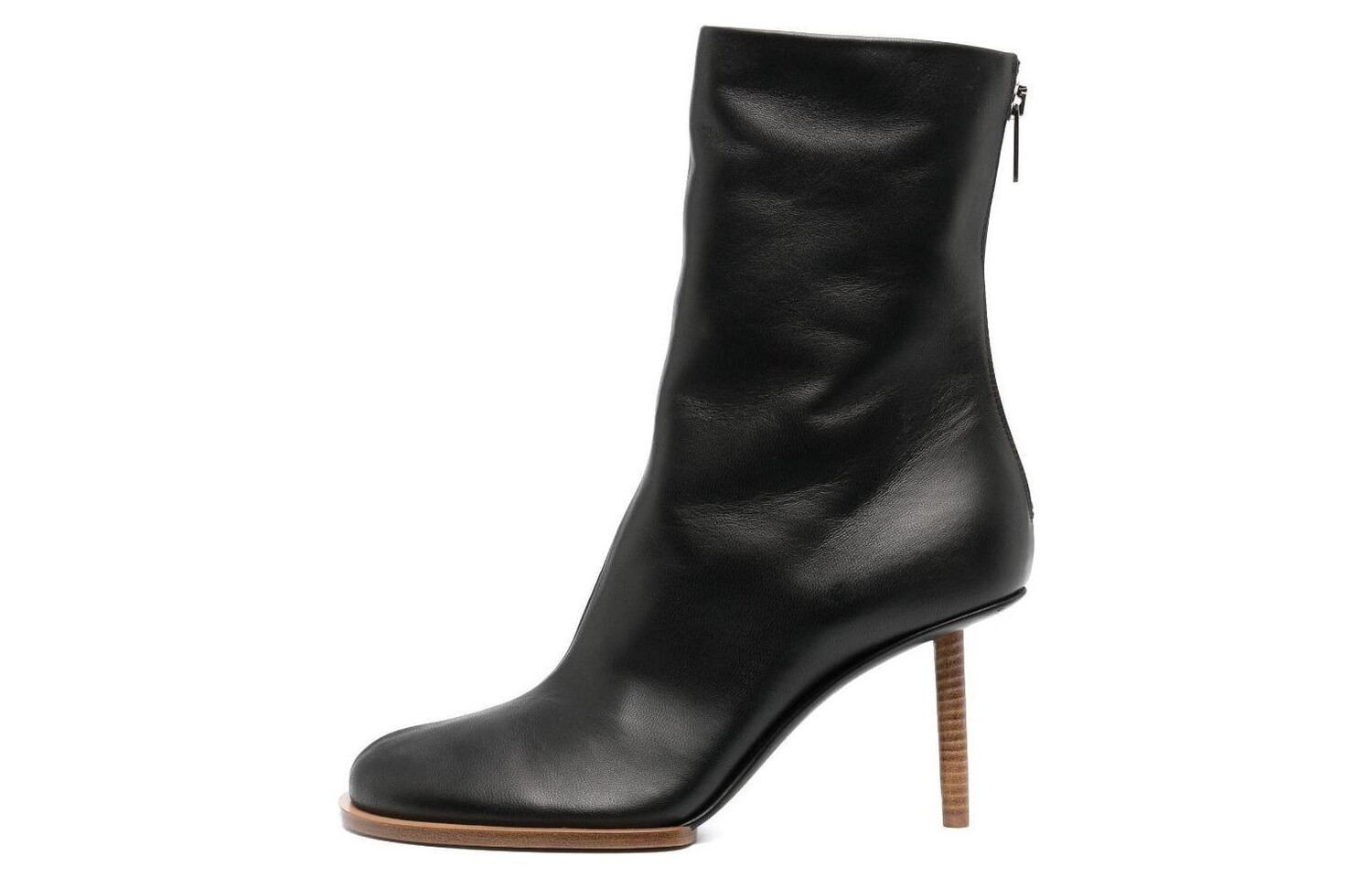 

Ботинки Jacquemus Les Bottines Rond Carré, черный