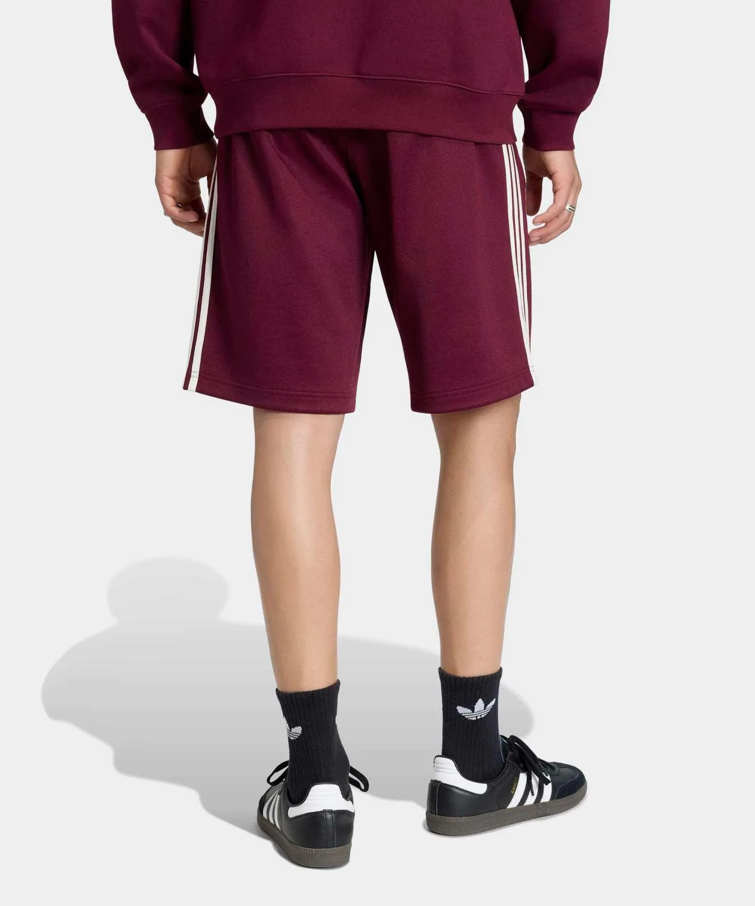 Мужские спортивные шорты SST adidas Originals с zip-pocket красные — фото 2