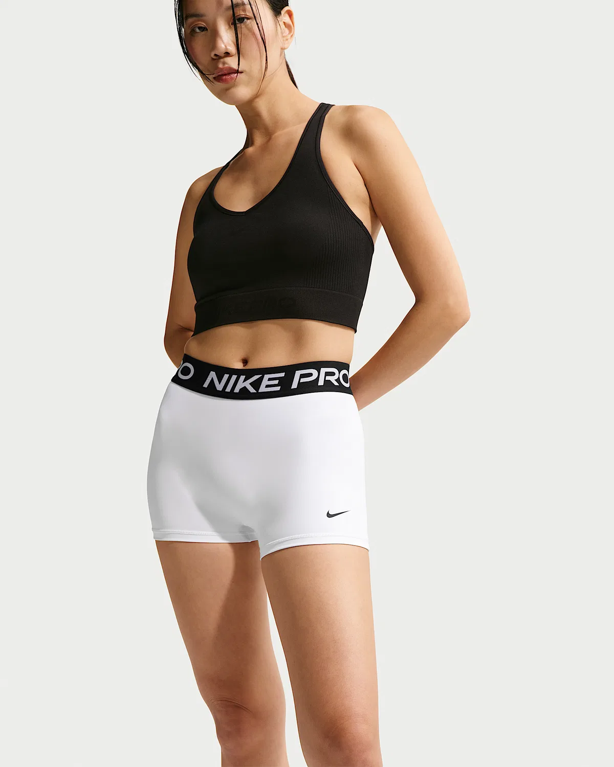 Женские велосипедки Nike Pro со средней посадкой, 3", White/Black/Black — фото 2