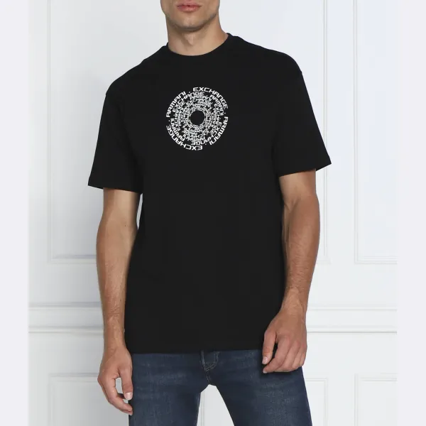 

Удобная футболка Armani Exchange, черный