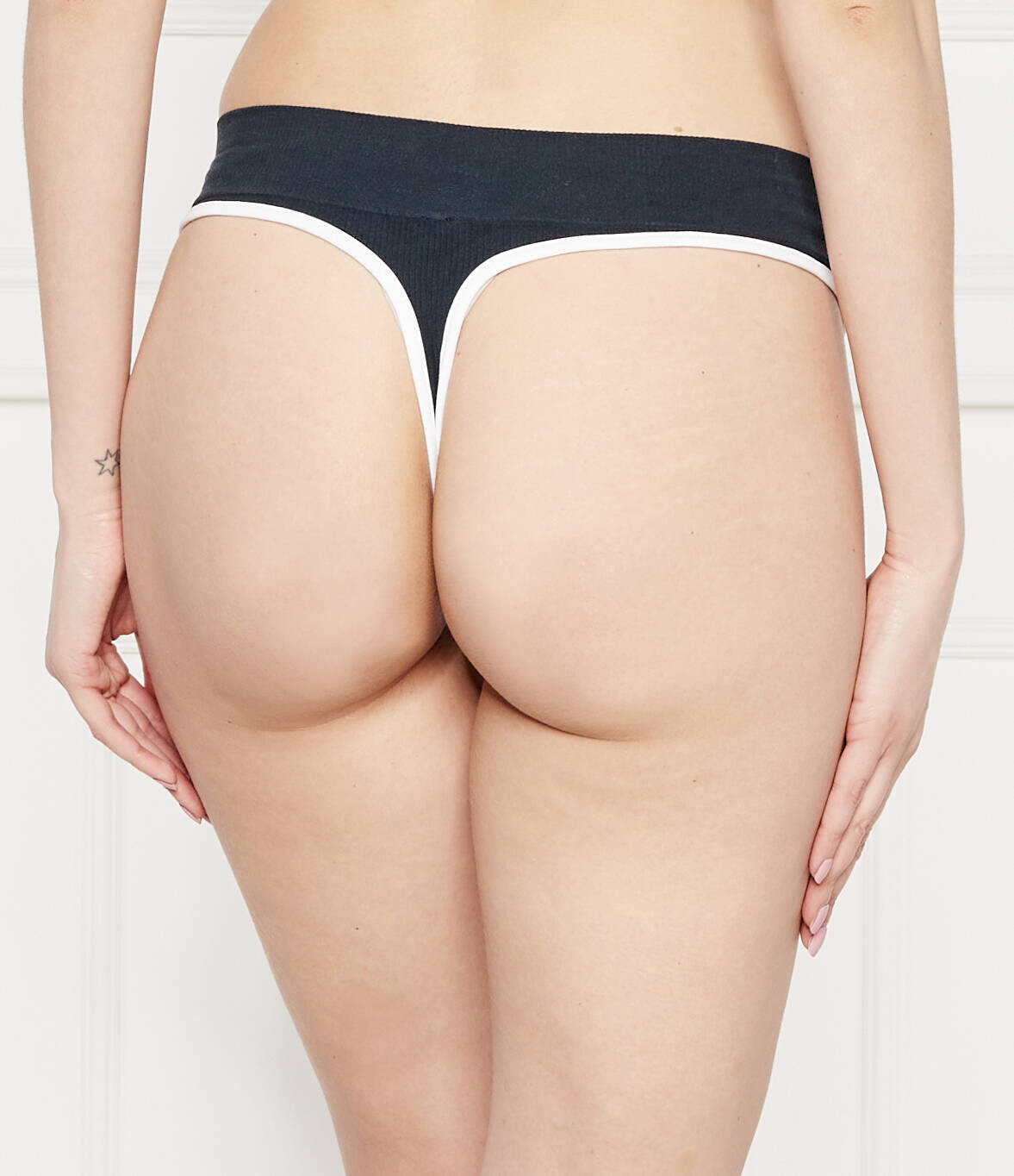 Стринги Tommy Hilfiger THONG, темно-синий — фото 4