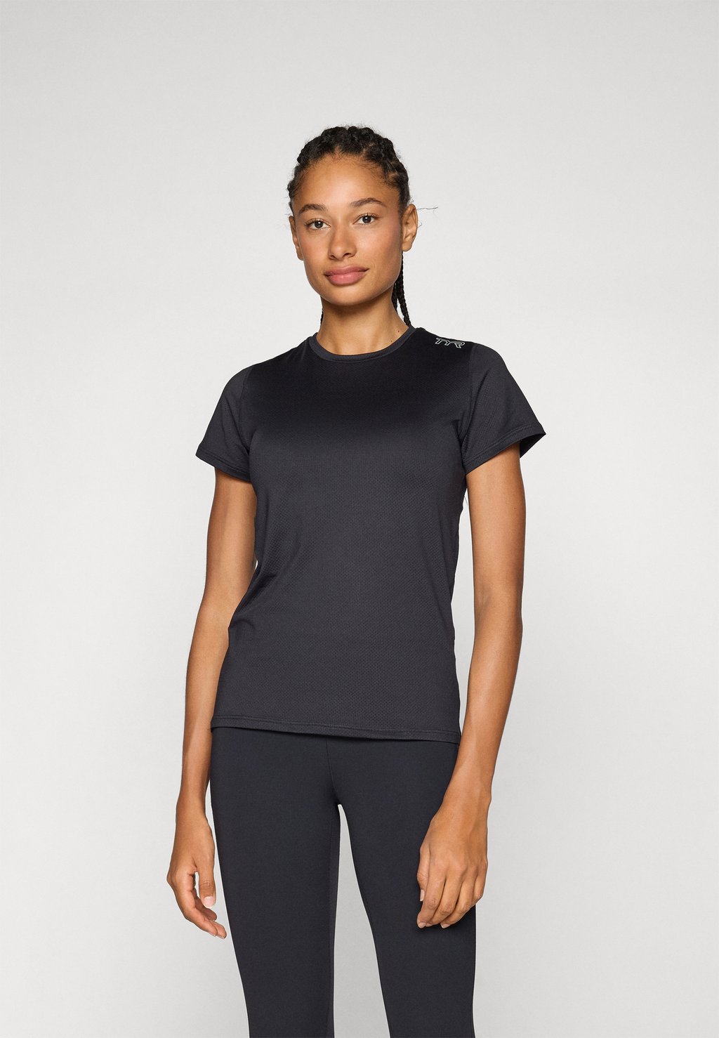 

Спортивная футболка SHORT SLEEVE TEE TYR, черный