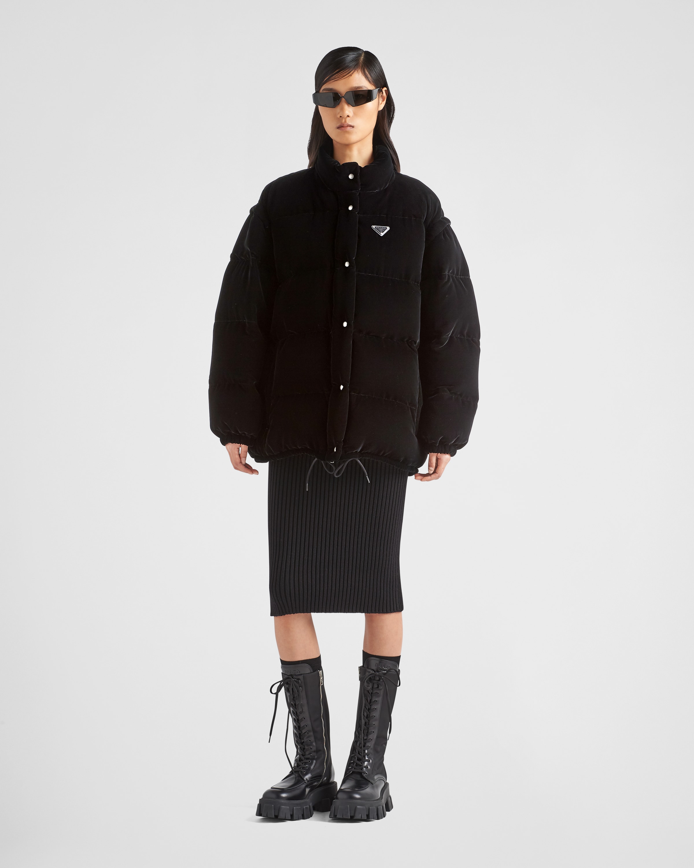 Трансформируемая пуховая куртка из бархата Prada, черный — фото 2