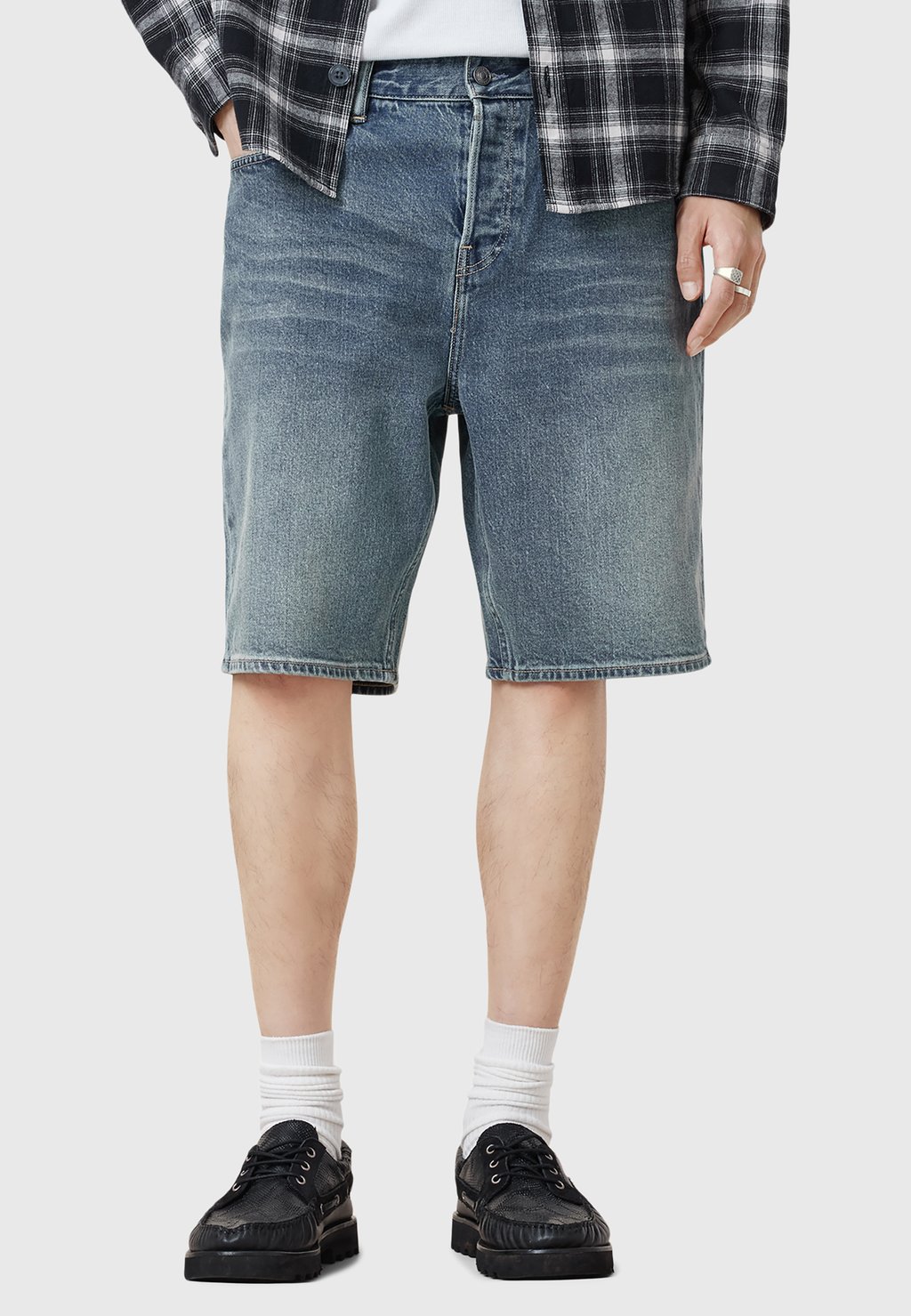 

Джинсовые шорты AllSaints, синий