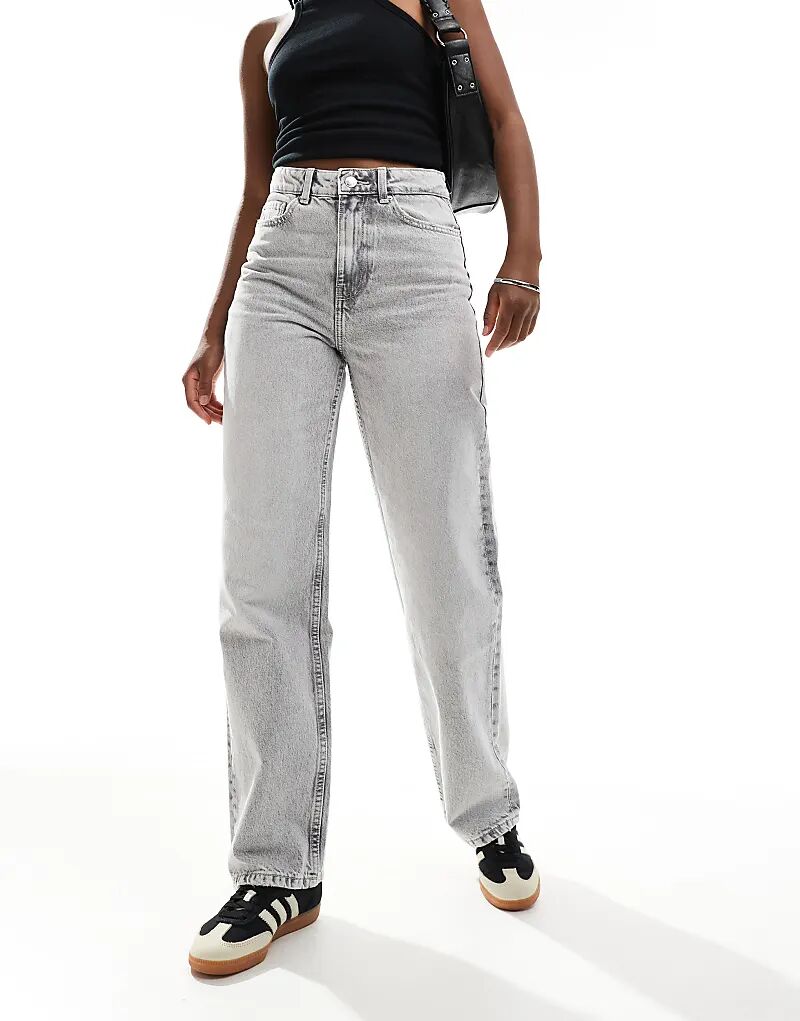 

Джинсы mom fit серого цвета Bershka