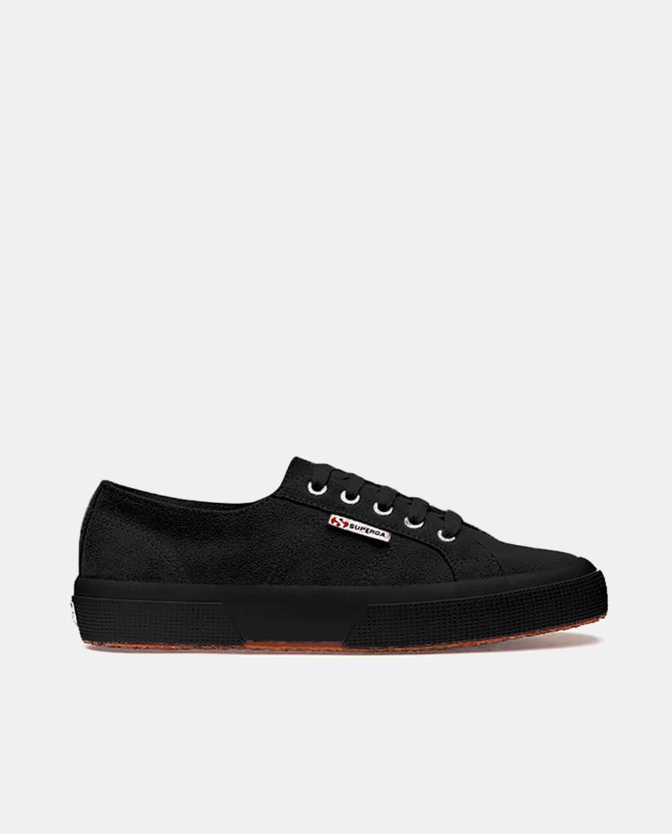 

Женские низкие кроссовки в форме шлема 2750 Suede из нубука на резиновой подошве Superga, черный