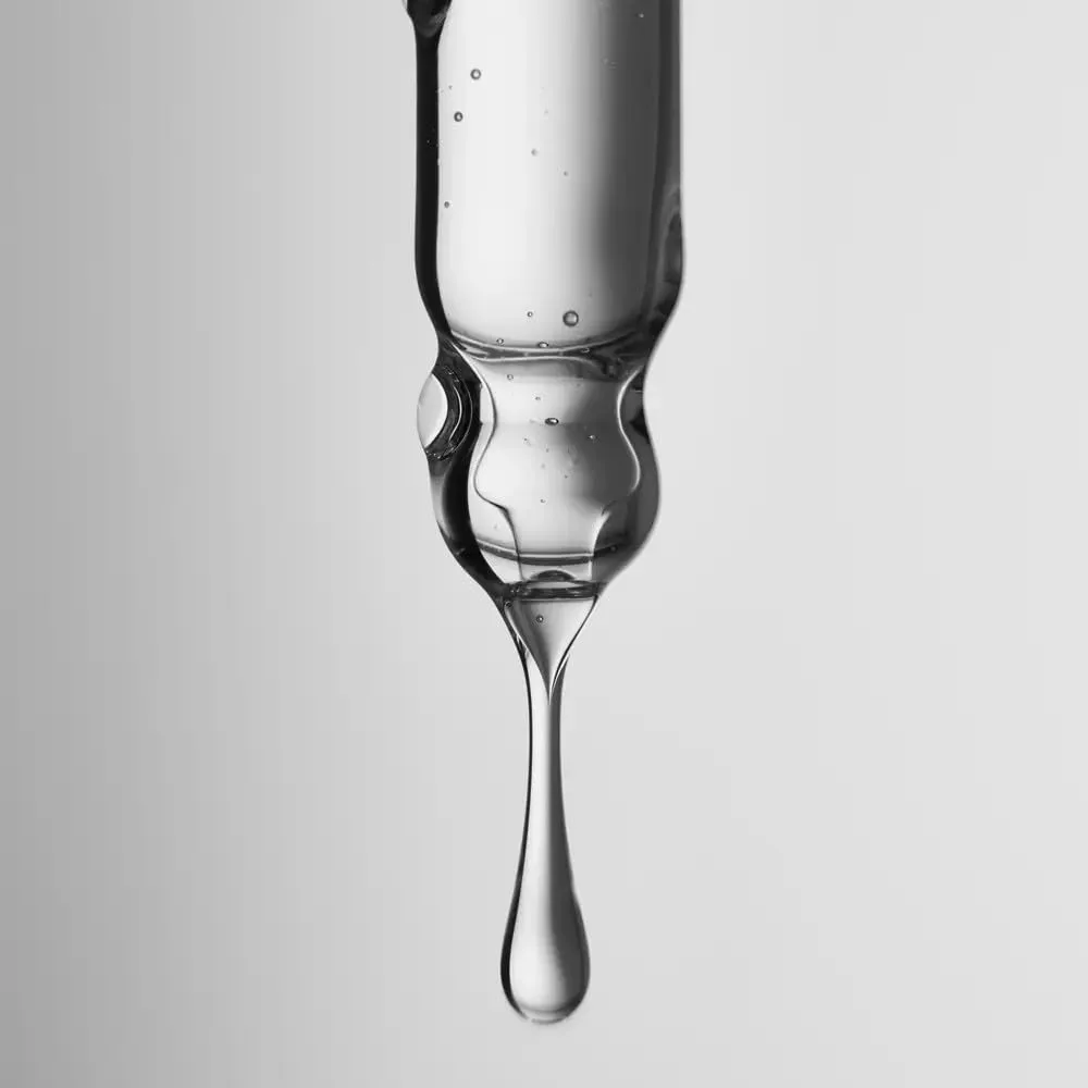 Сыворотка для кожи головы Paul Mitchell Clean Beauty Scalp Therapy Drops, ультралегкая, успокаивает и питает все типы волос, особенно сухую, жирную и чувствительную кожу головы, 1,7 жидких унций. — фото 4