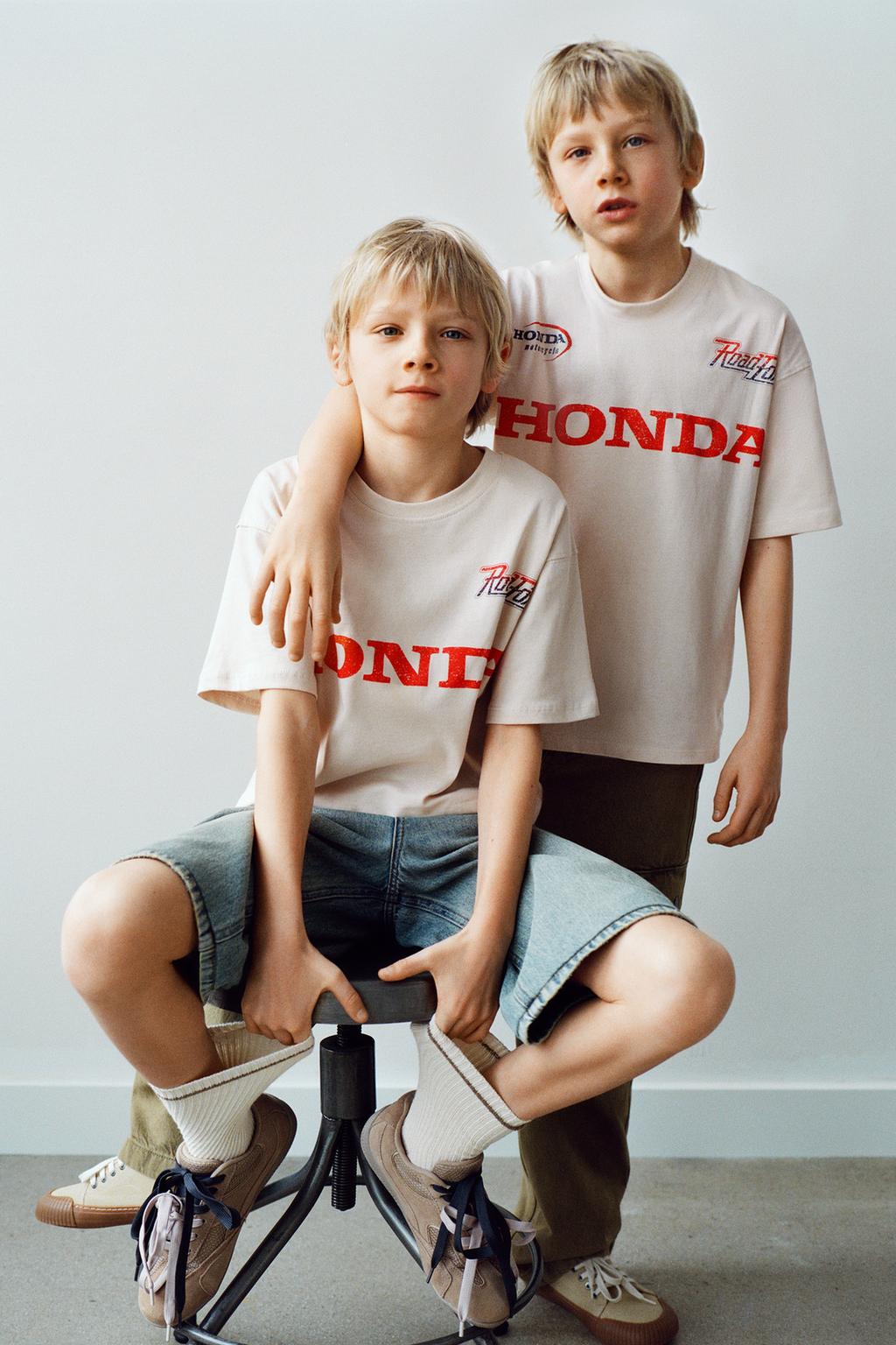 

Футболка с принтом honda ZARA, кремовый