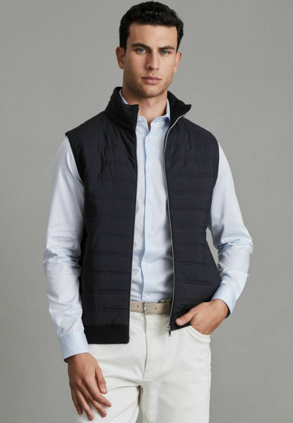 

Жилет WILLIAM HYBRID QUILT AND THROUGH Reiss, синий