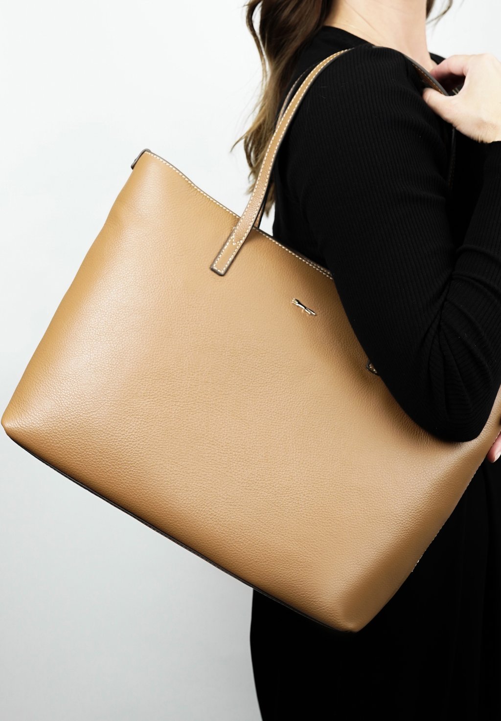 

Сумка-тоут TROPEZ Paul Costelloe, коричневый