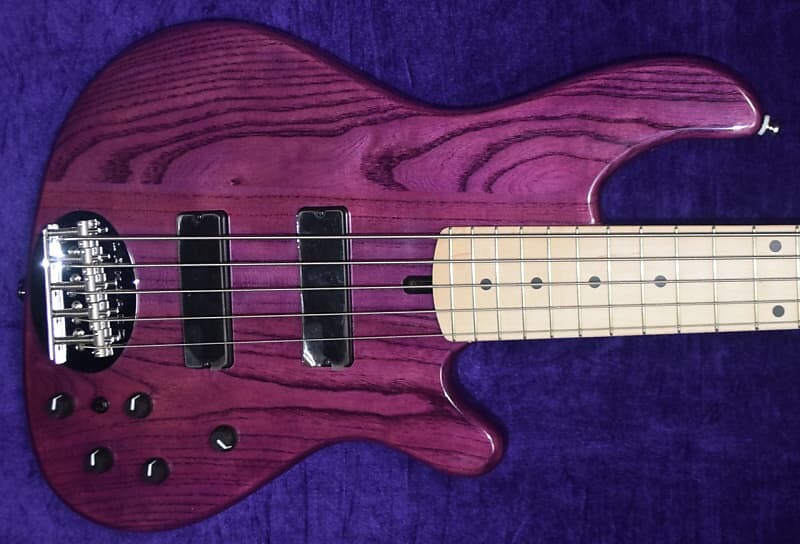 

Басс гитара Lakland Skyline 55-OS