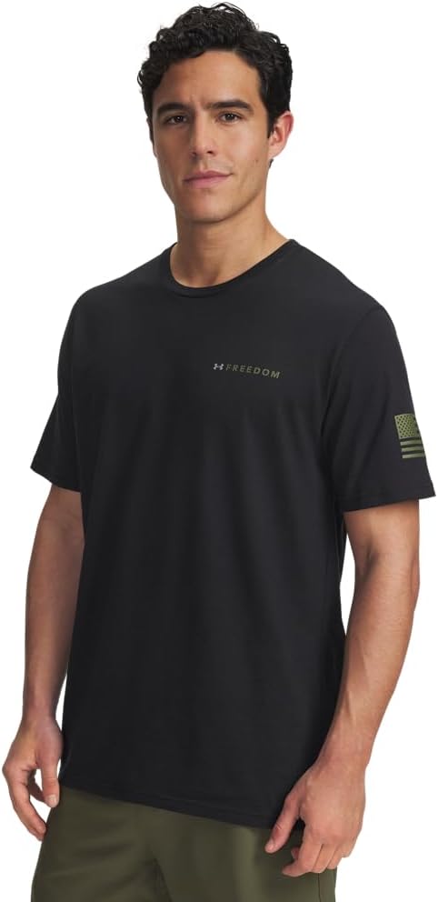 

Мужская футболка с коротким рукавом с надписью «Freedom Banner» от Under Armour, (001) Black/Marine Od Green, Черный, Мужская футболка с коротким рукавом с надписью «Freedom Banner» от Under Armour, (001) Black/Marine Od Green
