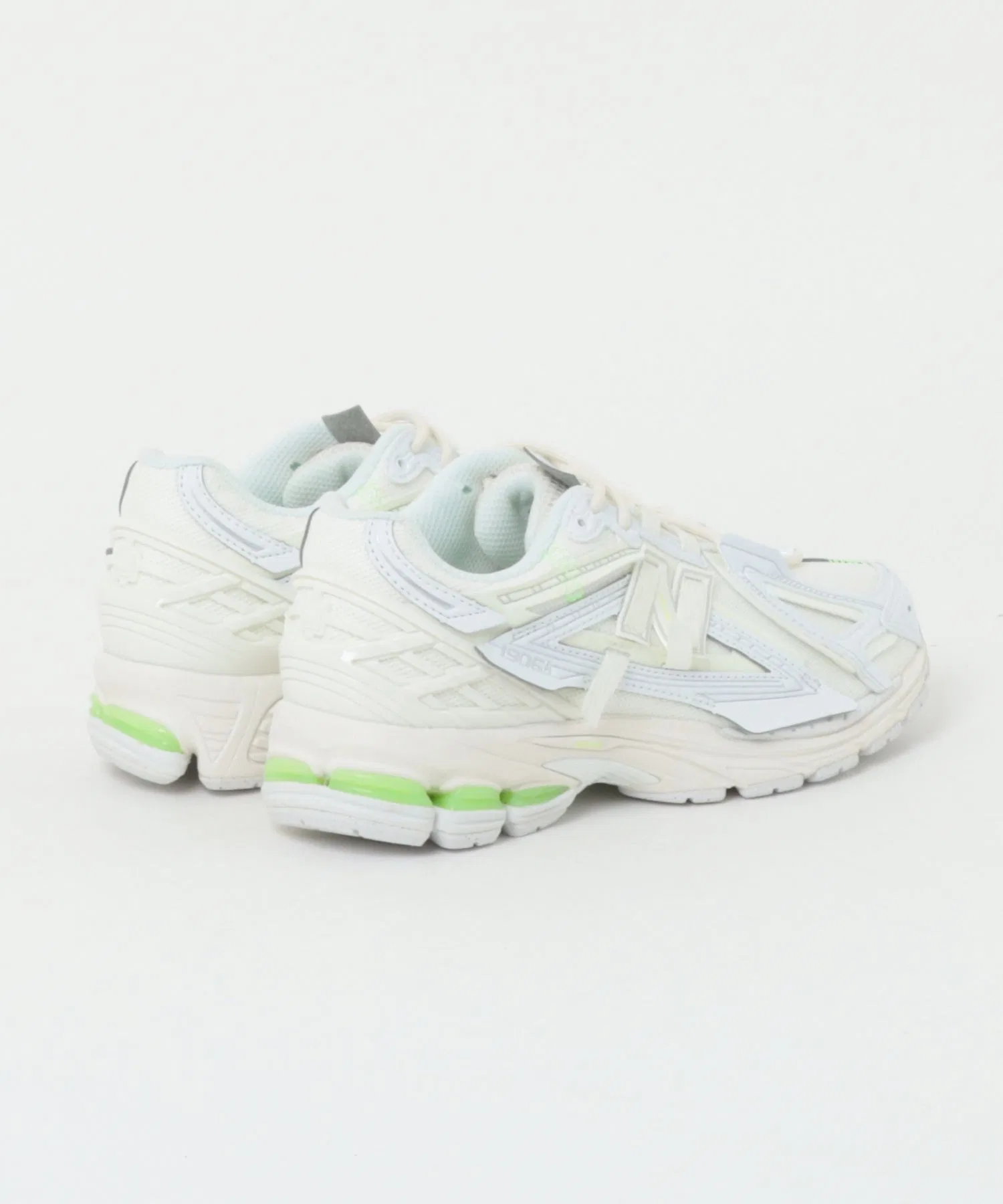 Мужские кроссовки New Balance U1906AE из искусственной кожи белые — фото 2