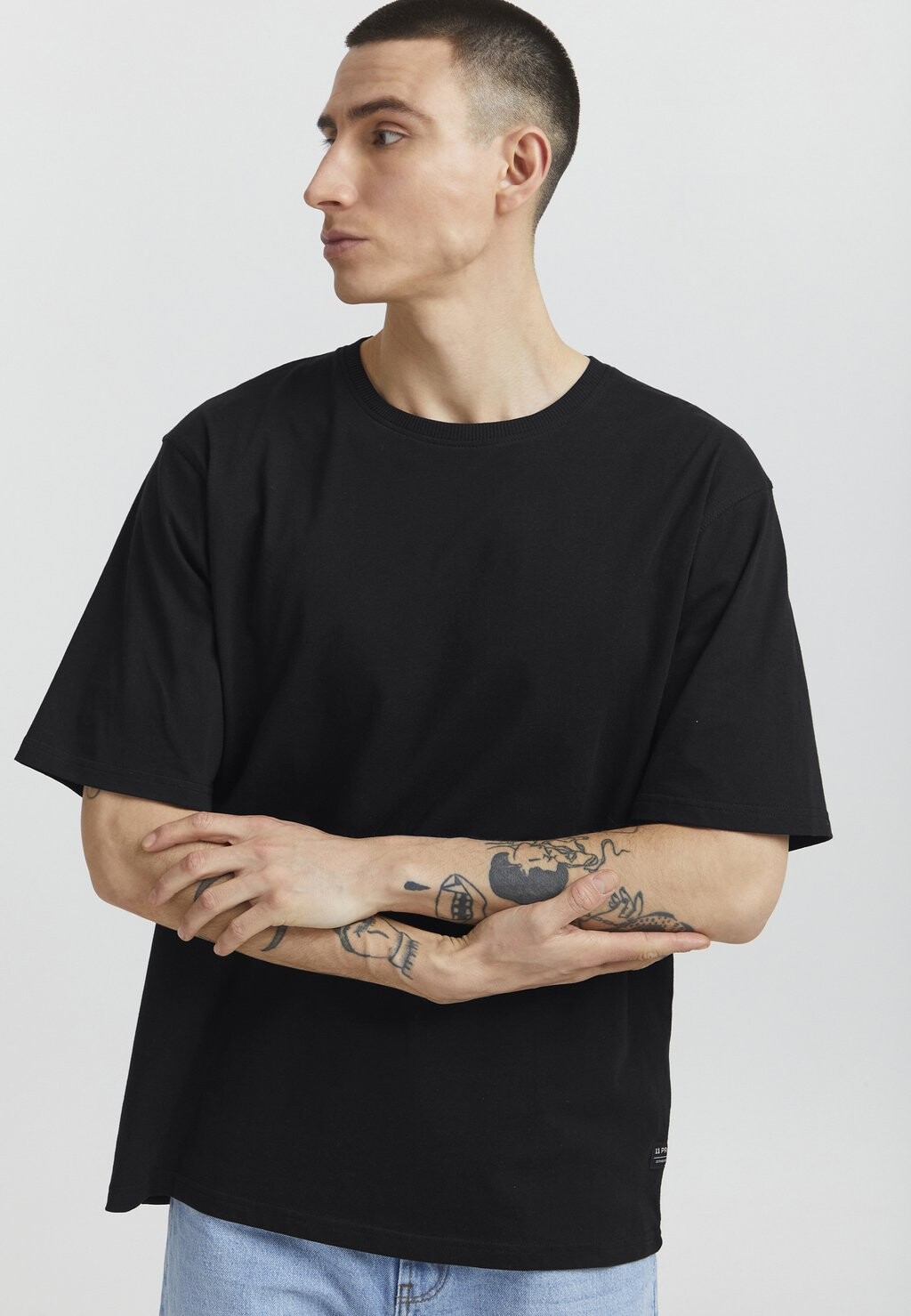 

Футболка базовая BRIGGS 11 Project, цвет black