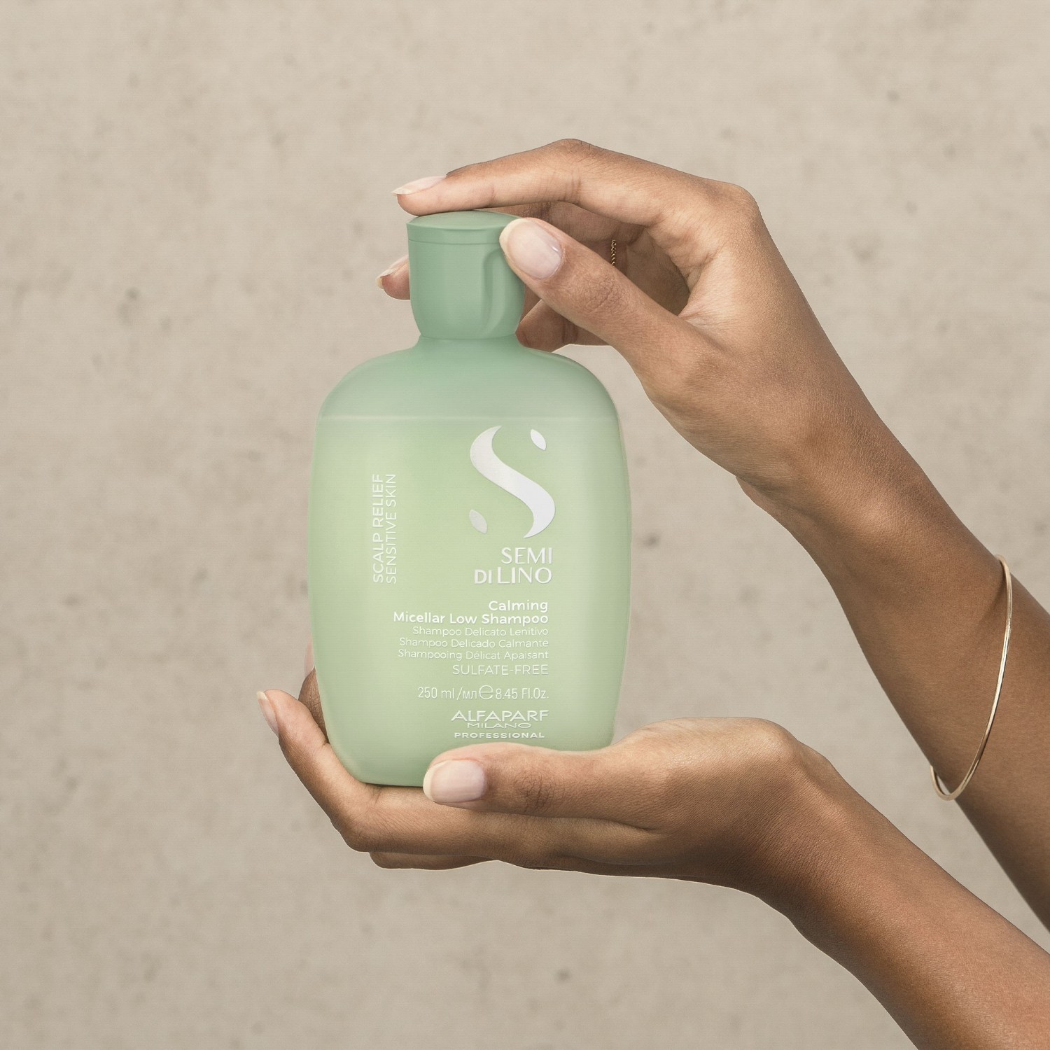 Шампунь semi di lino scalp relief calming micellar low Alfaparf Milano, объем 250 мл — фото 3
