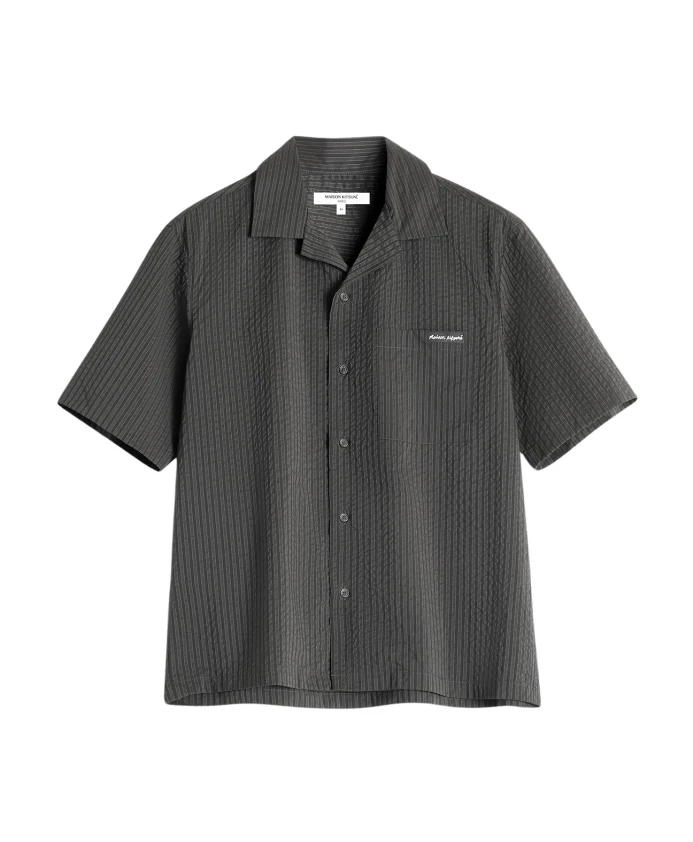

Рубашка с короткими рукавами для отдыха, застегивающаяся на пуговицы. Maison Kitsunã, серый