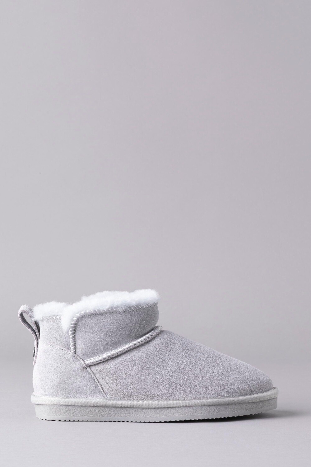 

Кожаные тапочки Lakeland GreyLadies и ботильоны из овчины Lakeland Leather, серый