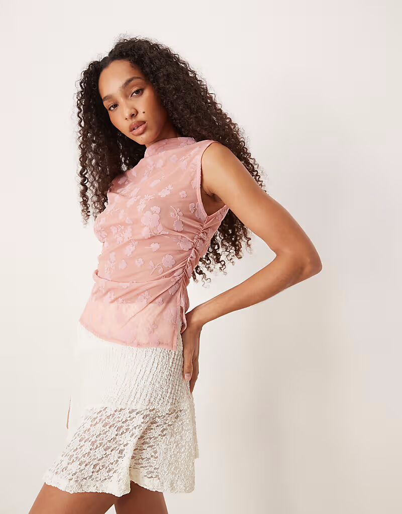 

Топ из флокированной сетки с высоким воротом и сборками по бокам розового цвета Asos Design