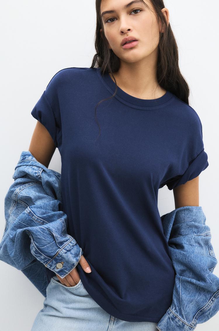 

Футболка оверсайз Pull And Bear, синий