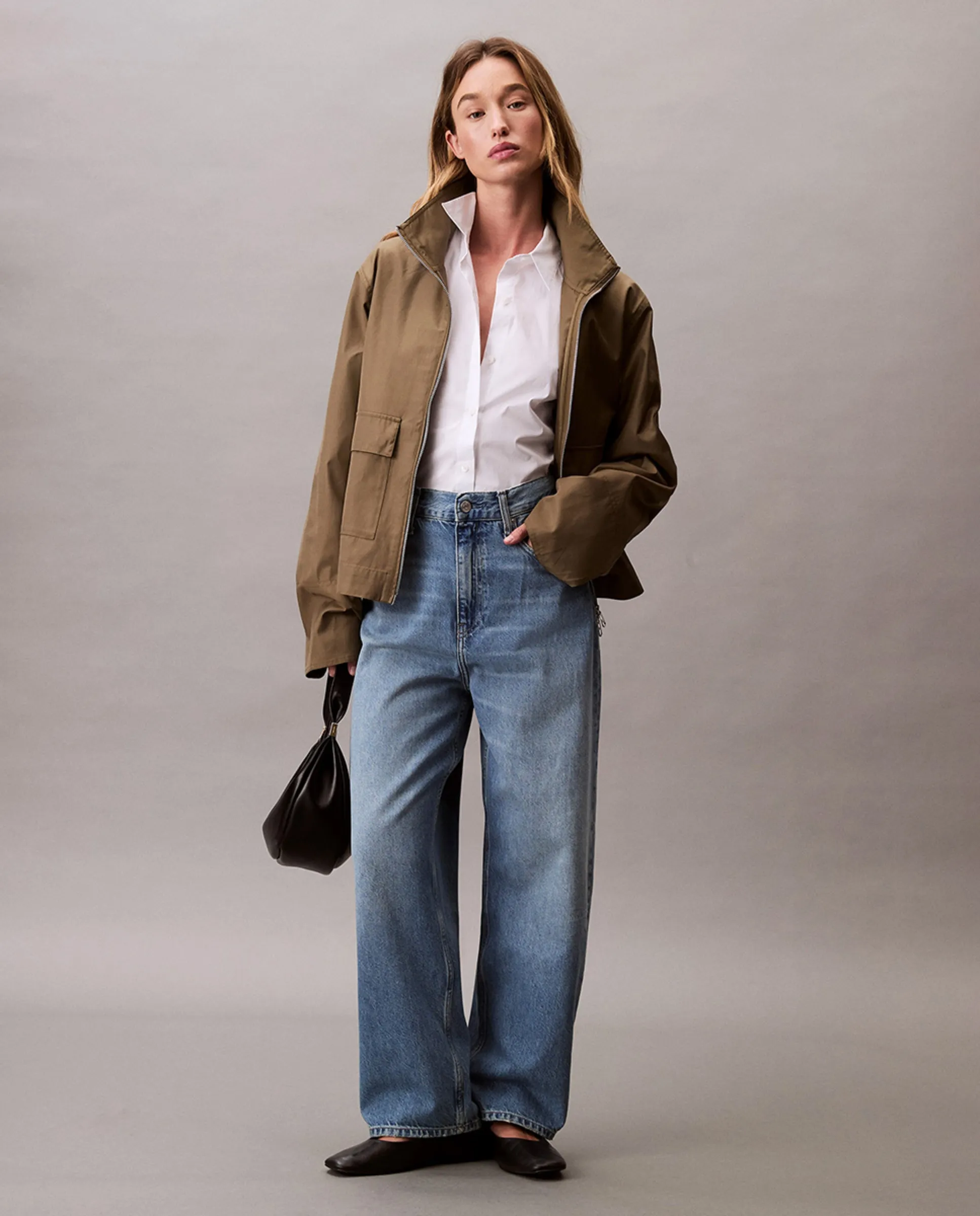 

Короткая женская куртка-габардин Calvin Klein, зеленовато-коричневый