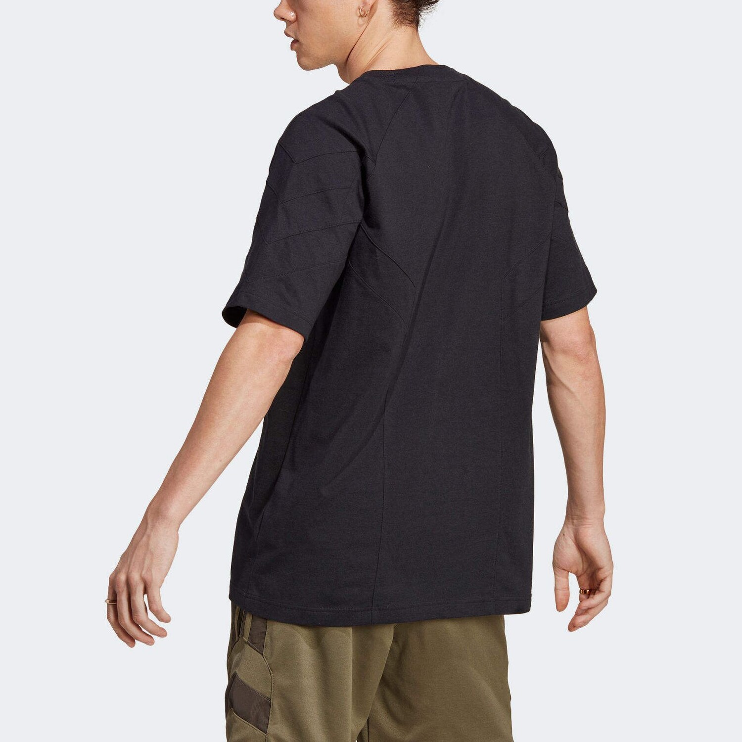 Футболка REKIVE мужская черная Adidas Originals, черный — фото 3