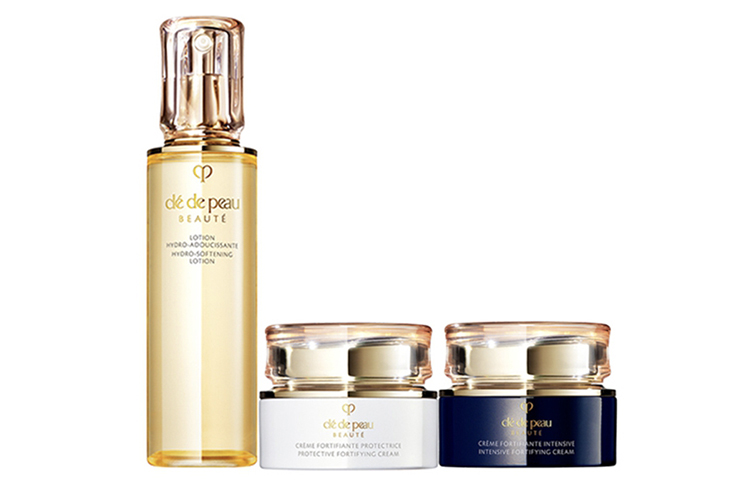 

Наборы для ухода за кожей women's Clé De Peau Beauté