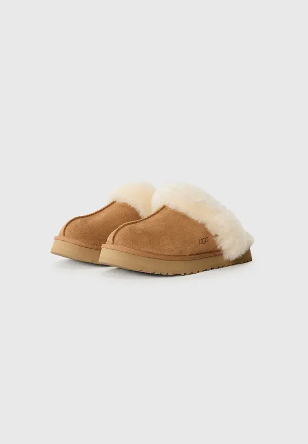 Тапочки-слипперы Ugg, цвет каштановый — фото 2