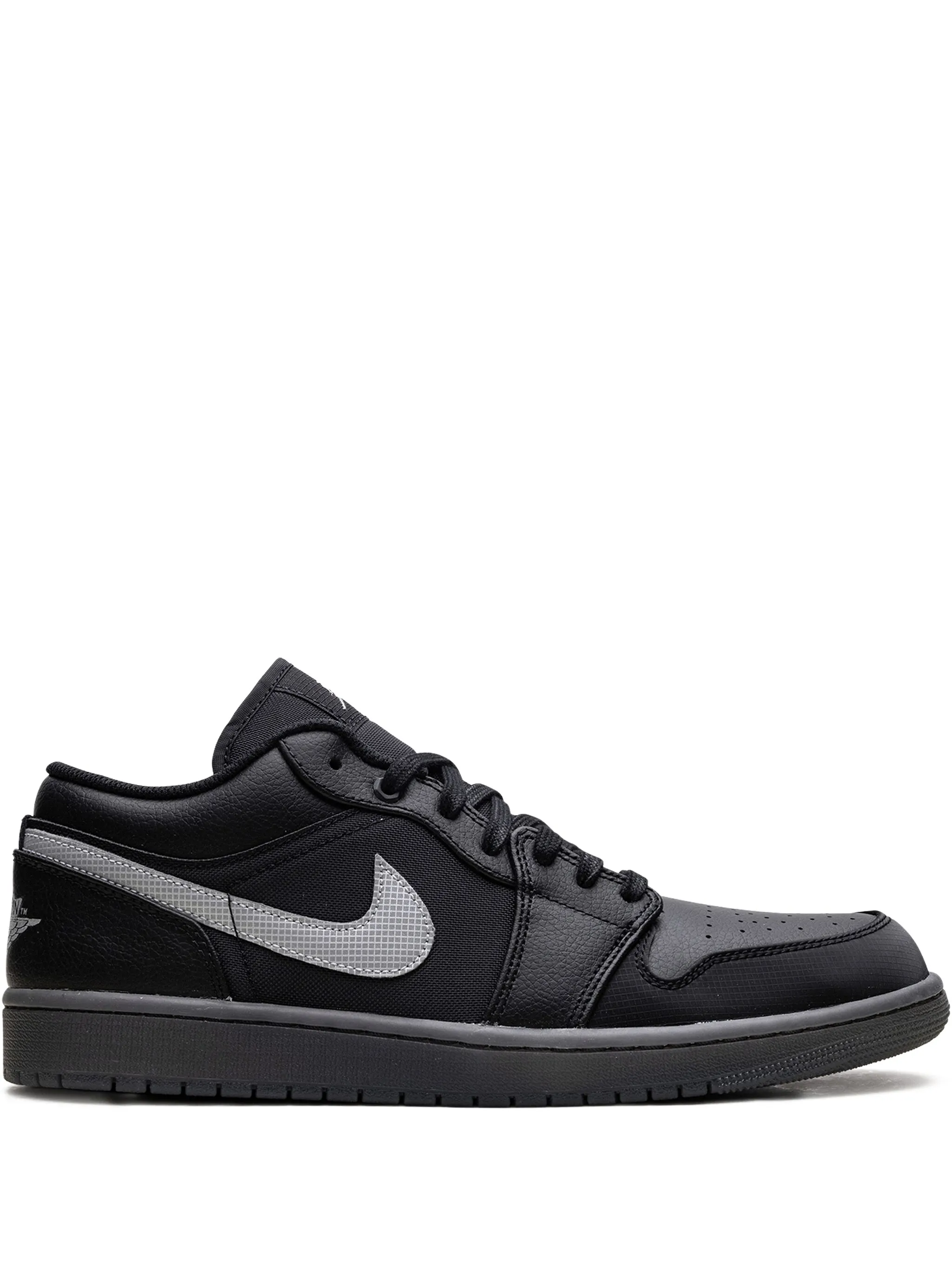 Кроссовки Jordan 1 Low Black/White/Dark Smoke, черный