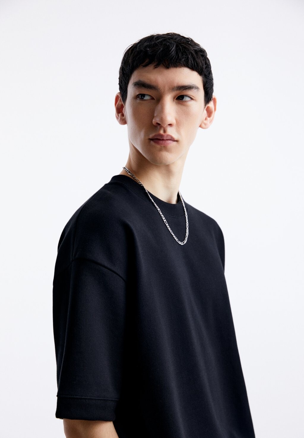 

Базовая футболка Short Sleeve Plush Interlock PULL&BEAR, черная