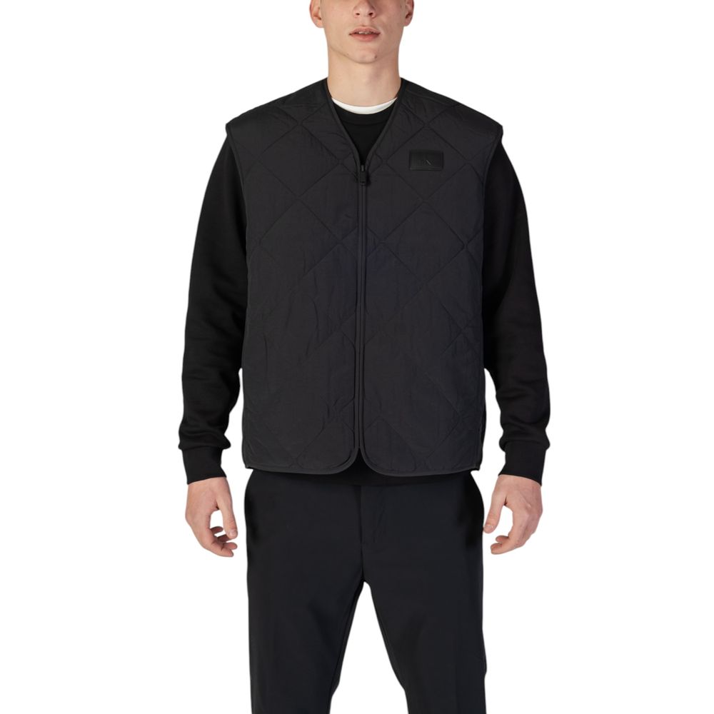 

Черная нейлоновая куртка Calvin Klein Jeans