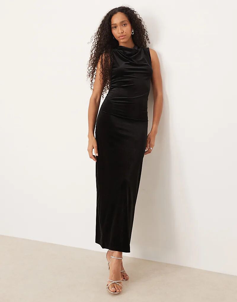 

Платье макси Vila из бархата с высоким воротом и сборками, черное