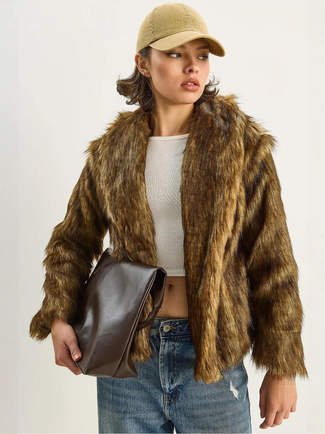 

Bianco Lucci Зимнее пальто в карамельном цвете