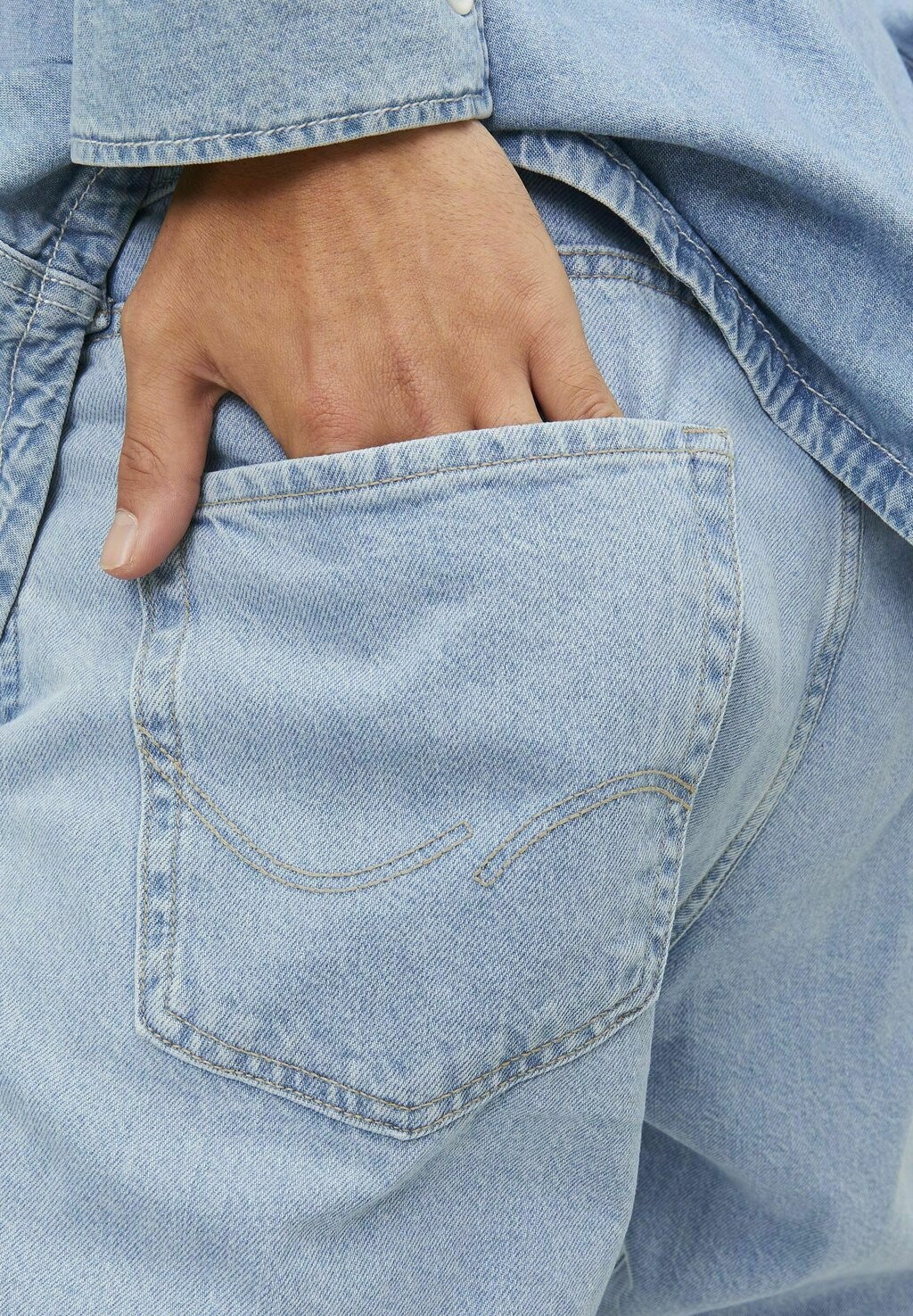 

Джинсы свободного кроя Jack & Jones, синий деним